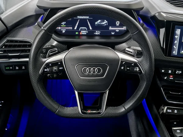 AUDI RS e-tron GT (2021) — foto 32 van 44