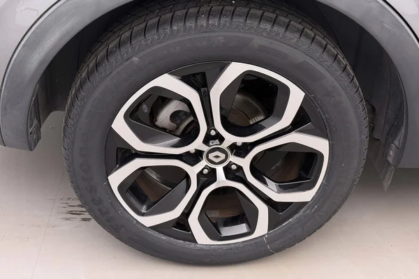 Renault Arkana E-TECH (HEV) (2022) — foto 27 van 37