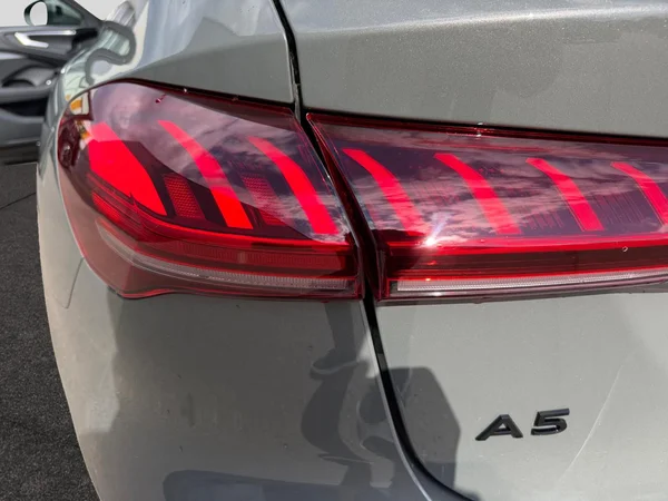 AUDI A5 SW e-hybrid (PHEV) (2026) — foto 8 van 24