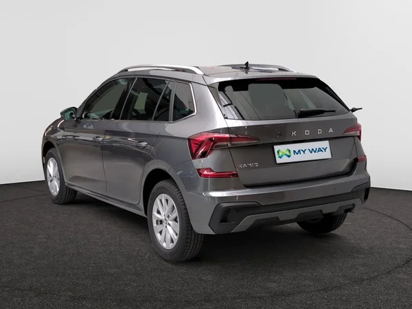 SKODA Kamiq (2024) — foto 9 van 16