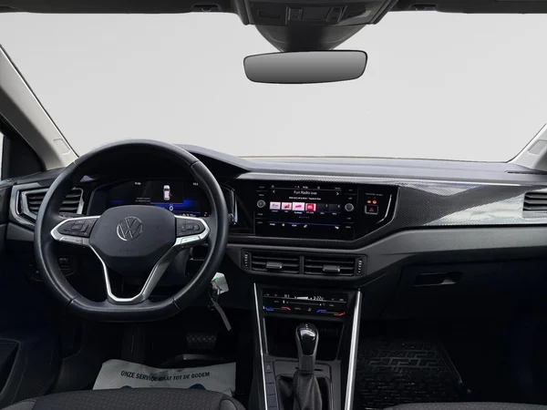 VOLKSWAGEN Polo (2024) — foto 17 van 19