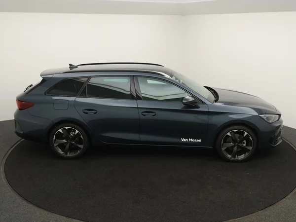 CUPRA Leon ST (2025) — foto 23 van 25