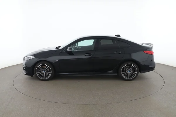 BMW 2-serie (2022) — foto 9 van 16