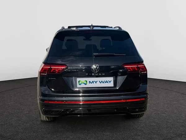 VOLKSWAGEN Tiguan Allspace (2023) — foto 3 van 21