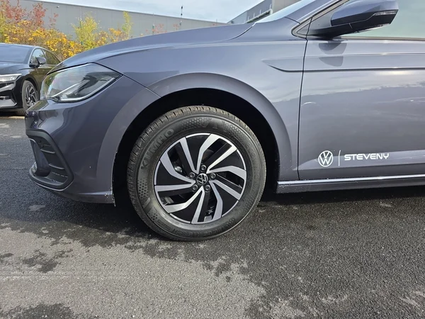 VOLKSWAGEN Polo (2025) — foto 33 van 43