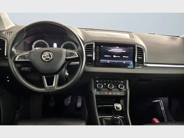 Skoda Karoq (2018) — foto 4 van 15