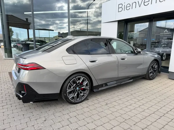 Bmw 520 (2024) — foto 22 van 31