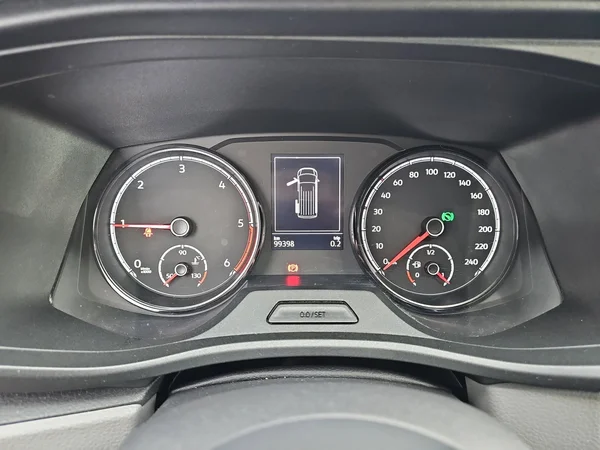 VOLKSWAGEN Transp T6.1 1200 Caravelle Lwb (2022) — foto 37 van 51