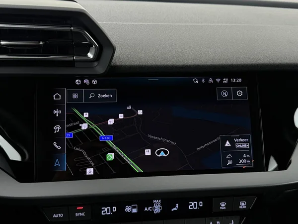 AUDI A3 Sportback (2025) — foto 11 van 18
