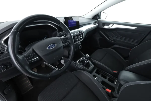 Ford Focus (2020) — foto 2 van 16