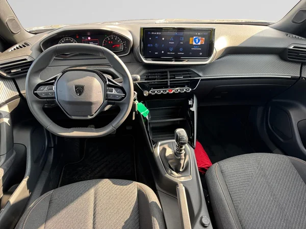 PEUGEOT 2008 (2025) — foto 2 van 24
