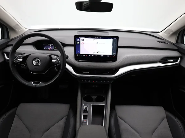SKODA Enyaq Coupé (2023) — foto 6 van 23
