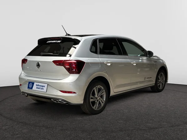 VOLKSWAGEN Polo (2024) — foto 12 van 21