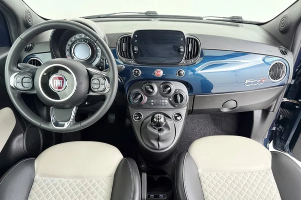 Fiat 500c (2021) — foto 4 van 27