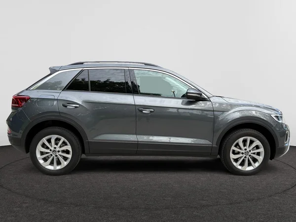 VOLKSWAGEN T-Roc (2025) — foto 21 van 24