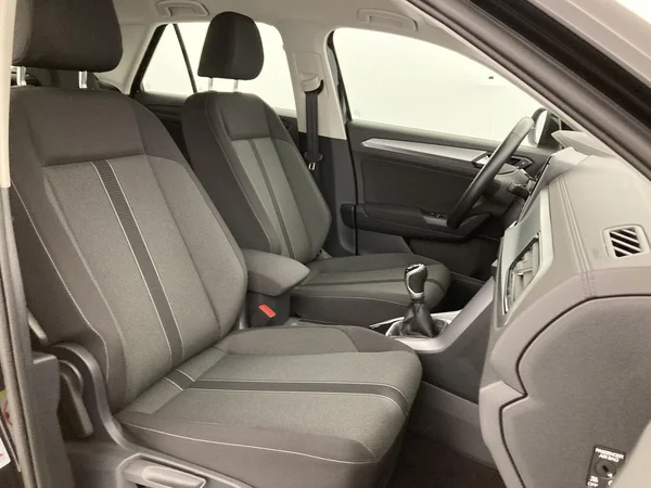 VOLKSWAGEN T-Roc (2024) — foto 15 van 36