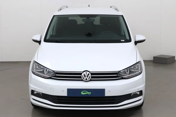 Volkswagen Touran (2019) — foto 12 van 20