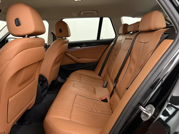 BMW 520 (2022) — foto 5 van 35