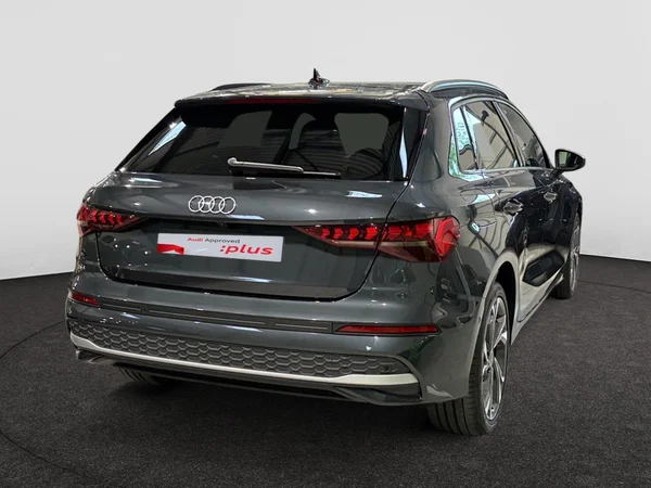 AUDI A3 Sportback PHEV (2025) — foto 11 van 16