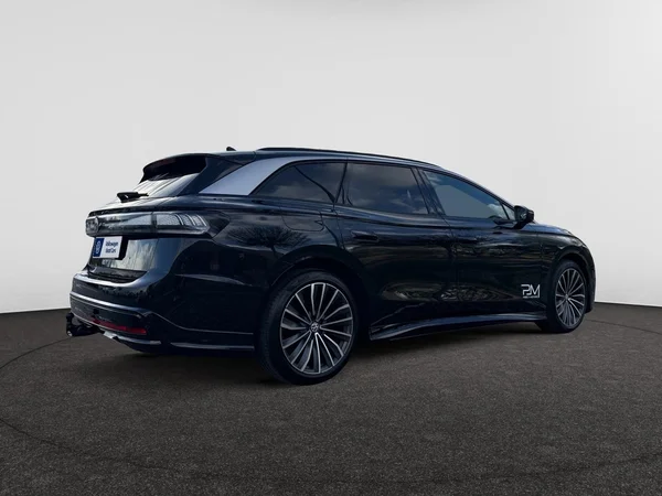 VOLKSWAGEN ID.7 Tourer (2026) — foto 14 van 18