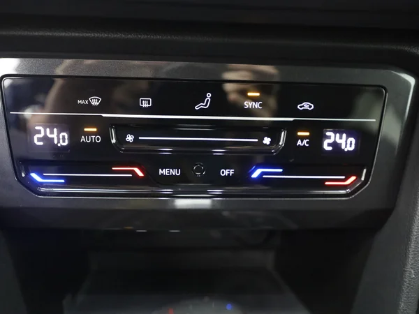 VOLKSWAGEN Tiguan Allspace (2024) — foto 4 van 19