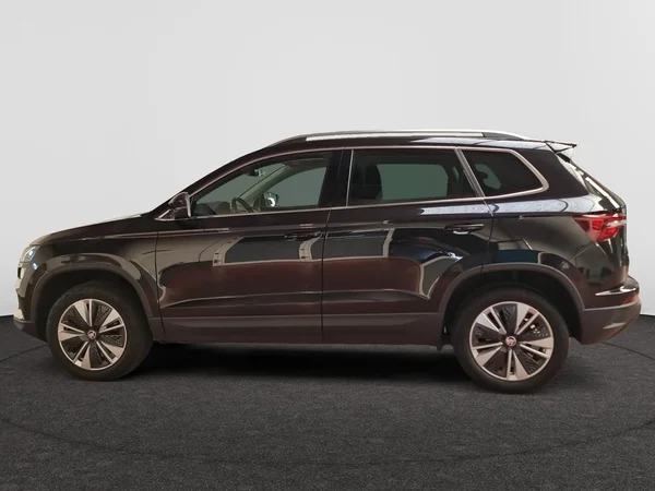 SKODA Karoq (2022) — foto 12 van 23