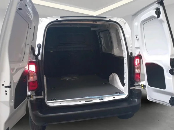 Peugeot Partner (2026) — foto 12 van 15