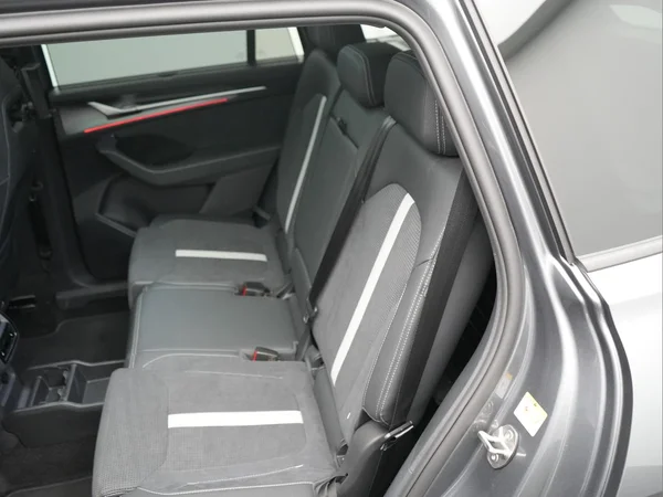 SKODA Kodiaq PHEV (2026) — foto 3 van 34