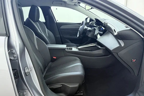 Peugeot 308 SW (2025) — foto 14 van 16