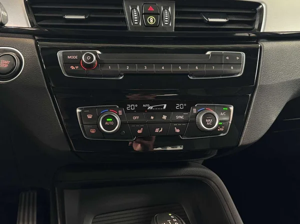 BMW X1 (2022) — foto 9 van 19