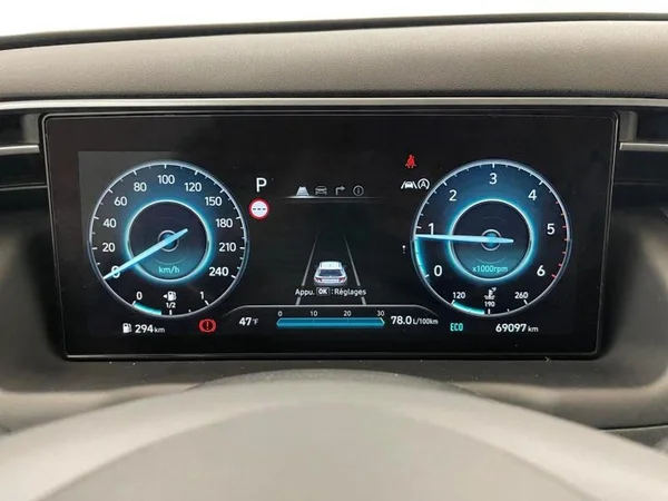 HYUNDAI Tucson (2021) — foto 7 van 32