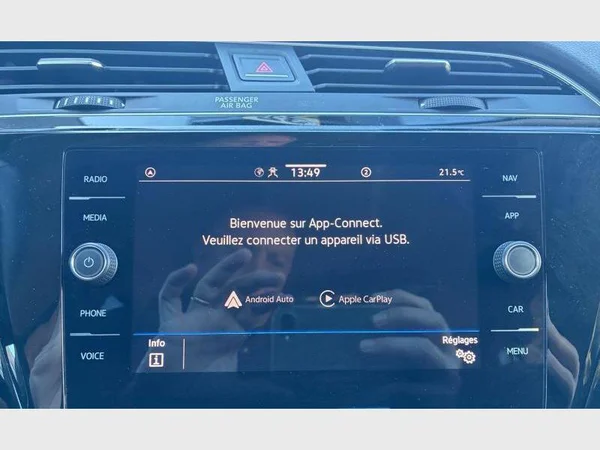 Volkswagen Touran (2023) — foto 8 van 21