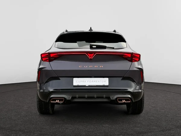 CUPRA Formentor e-Hybrid (PHEV) (2025) — foto 16 van 19