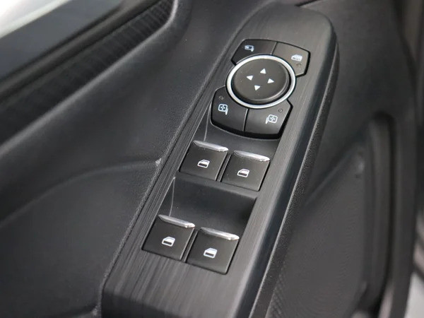 FORD Kuga (2022) — foto 20 van 28