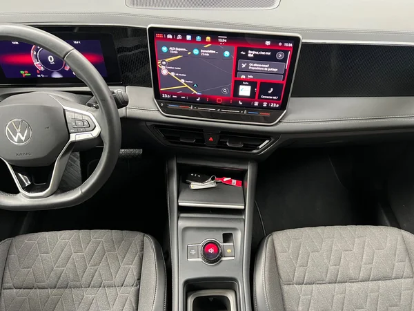 VOLKSWAGEN Tiguan (2024) — foto 20 van 20