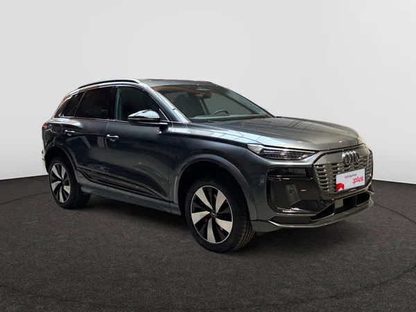 AUDI Q6 e-tron (2024) — foto 17 van 24