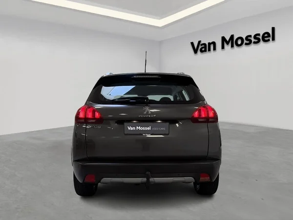 Peugeot 2008 (2019) — foto 16 van 22
