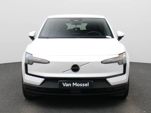 Volvo EX30 (2024) — foto 23 van 39