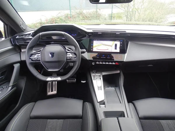 Peugeot 408 (2026) — foto 3 van 32
