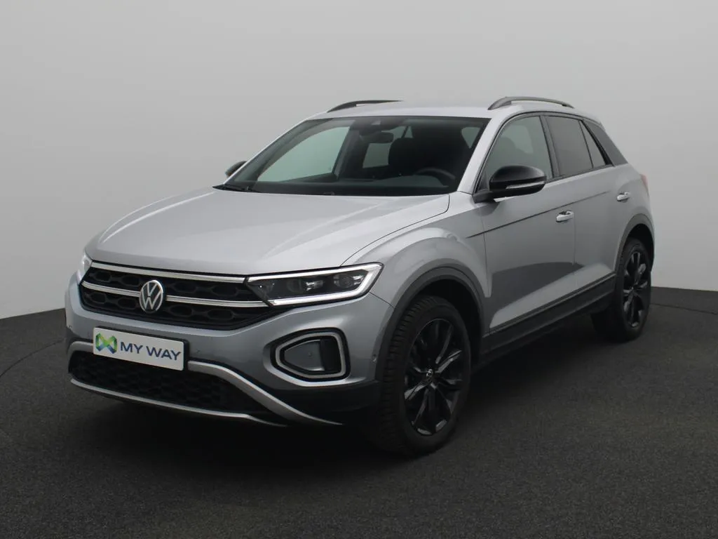 VOLKSWAGEN T-Roc 1122_113576_2024