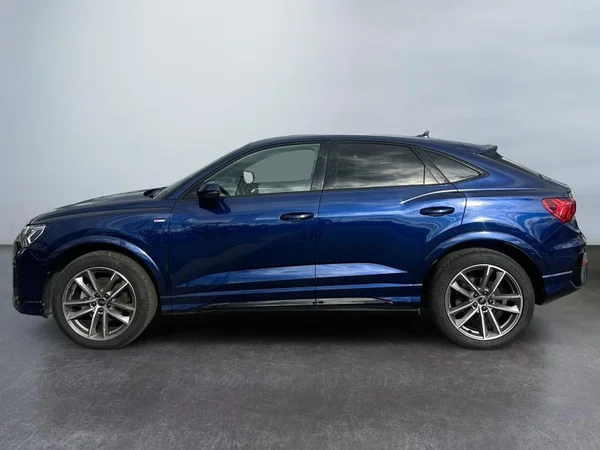 AUDI Q3 Sportback (2024) — foto 26 van 30