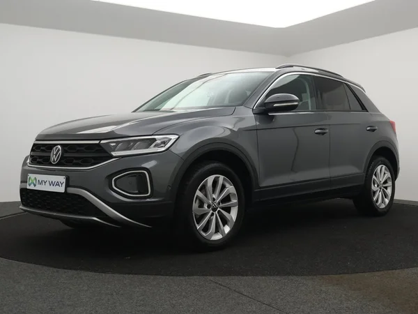 VOLKSWAGEN T-Roc (2024) — foto 1 van 26