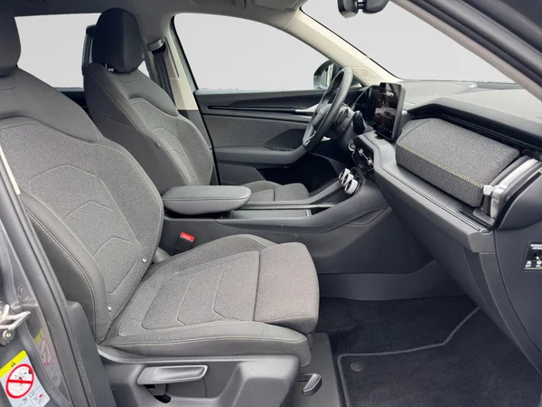 SKODA Kodiaq (2025) — foto 3 van 24