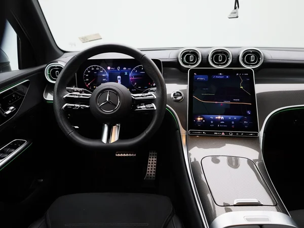 Mercedes-Benz GLC (2025) — foto 47 van 49