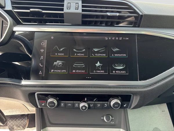 AUDI Q3 (2023) — foto 2 van 20