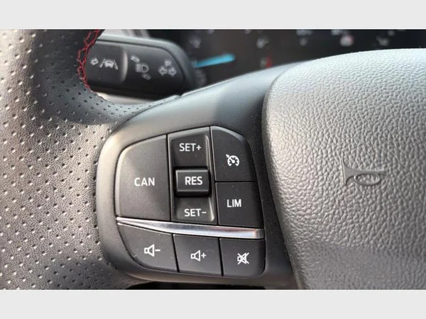 Ford FOCUS (2024) — foto 9 van 27