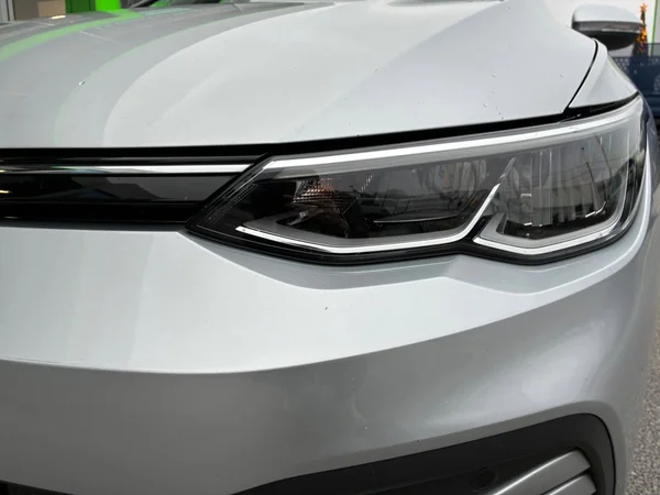 VOLKSWAGEN Golf VIII (2021) — foto 22 van 24