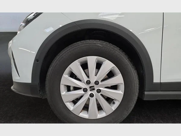 Seat Arona (2024) — foto 28 van 28