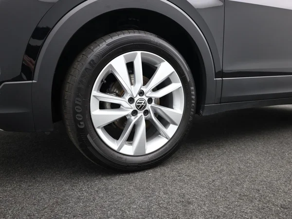 VOLKSWAGEN T-Cross (2025) — foto 3 van 19