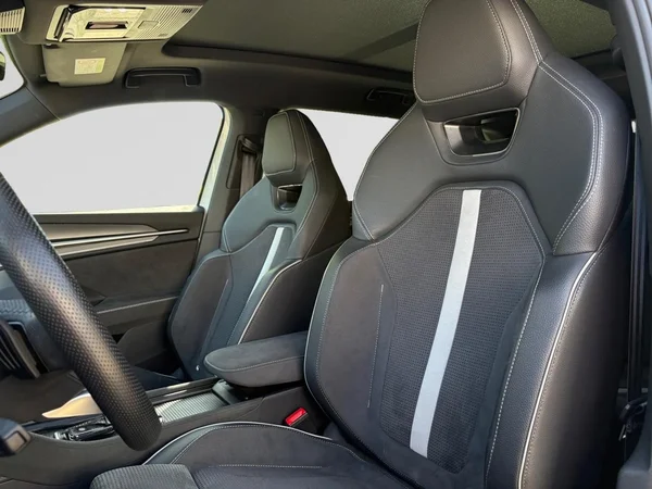 SKODA Kodiaq PHEV (2025) — foto 28 van 29